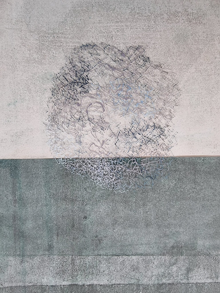 Gebilde II / Hinterglaszeichnung, Pigmente auf Papier / 2023 / 40 x 30 cm